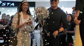 Deddy Corbuzier bersama istri, Sabrina Chairunnisa. (Facebook.com @Deddy Corbuzier)